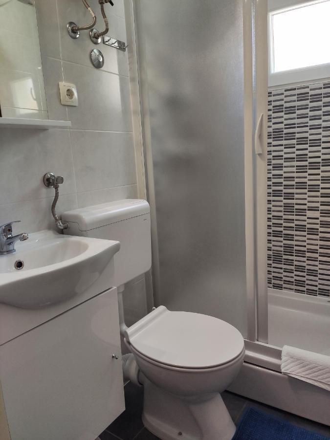 Apartman Marina II Рогозниця Екстер'єр фото