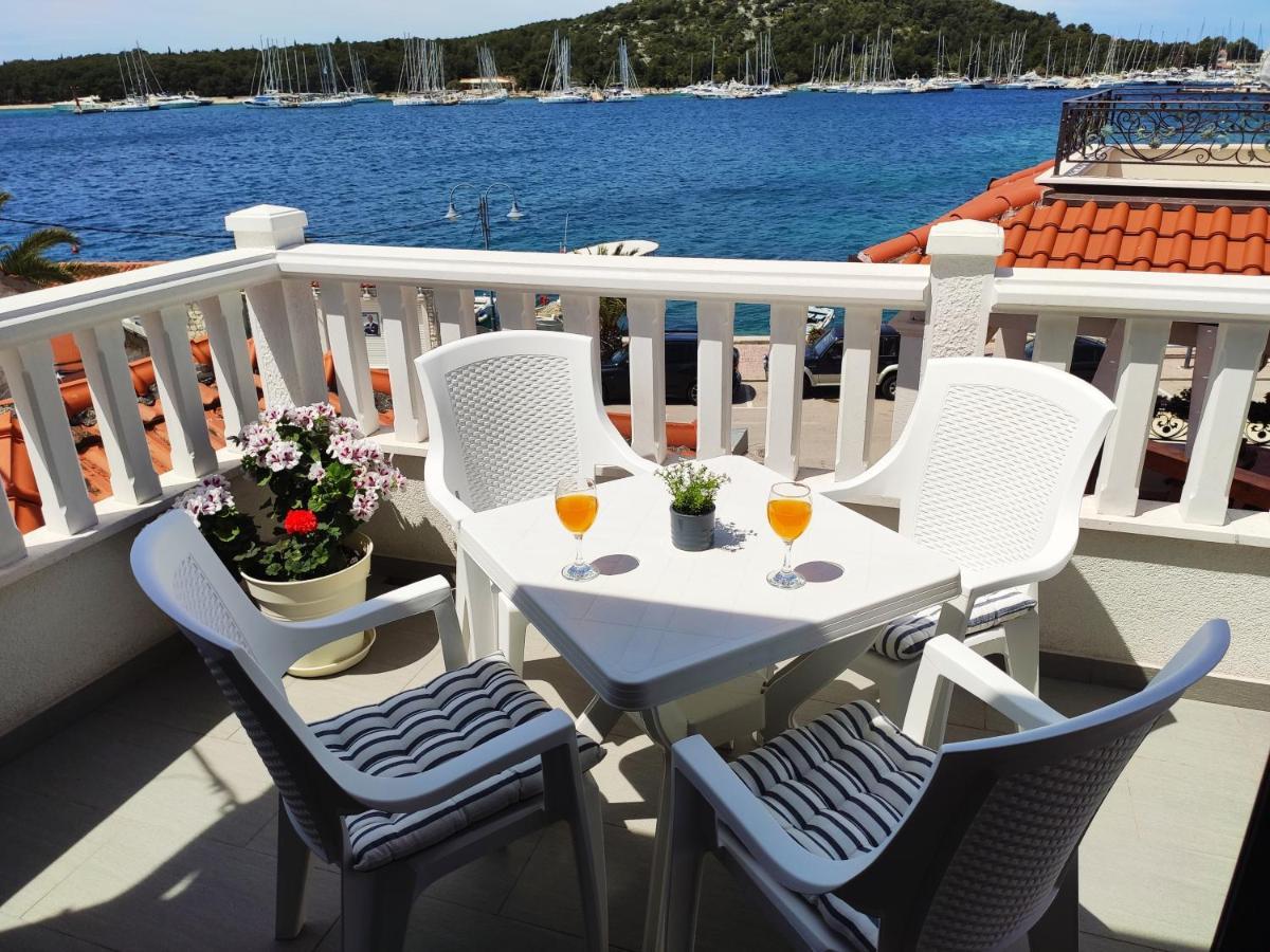 Apartman Marina II Рогозниця Екстер'єр фото